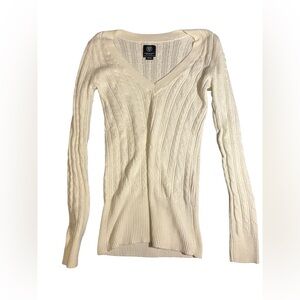 American Eagle Outfitters Women's Ivory V-Neck Sweater